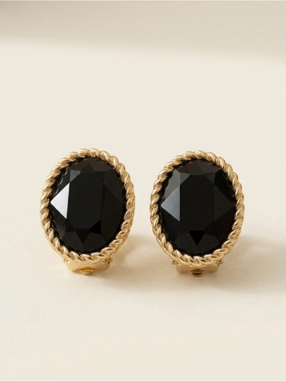 Gold-Tone Vintage-Style Black Oval Clip Earrings